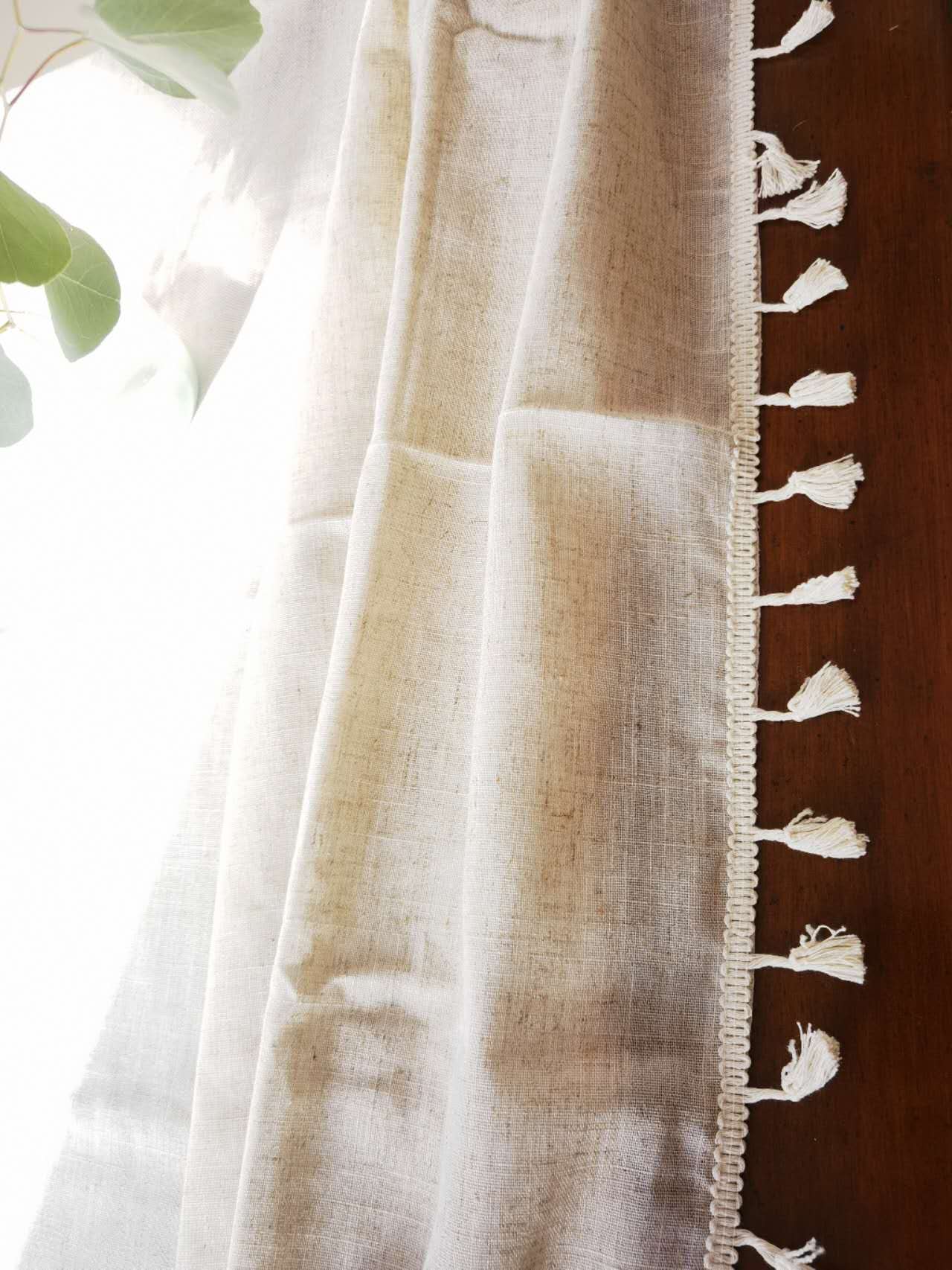 Bohemian linen-cotton tablecloth with tassel edging | multi-use cloth